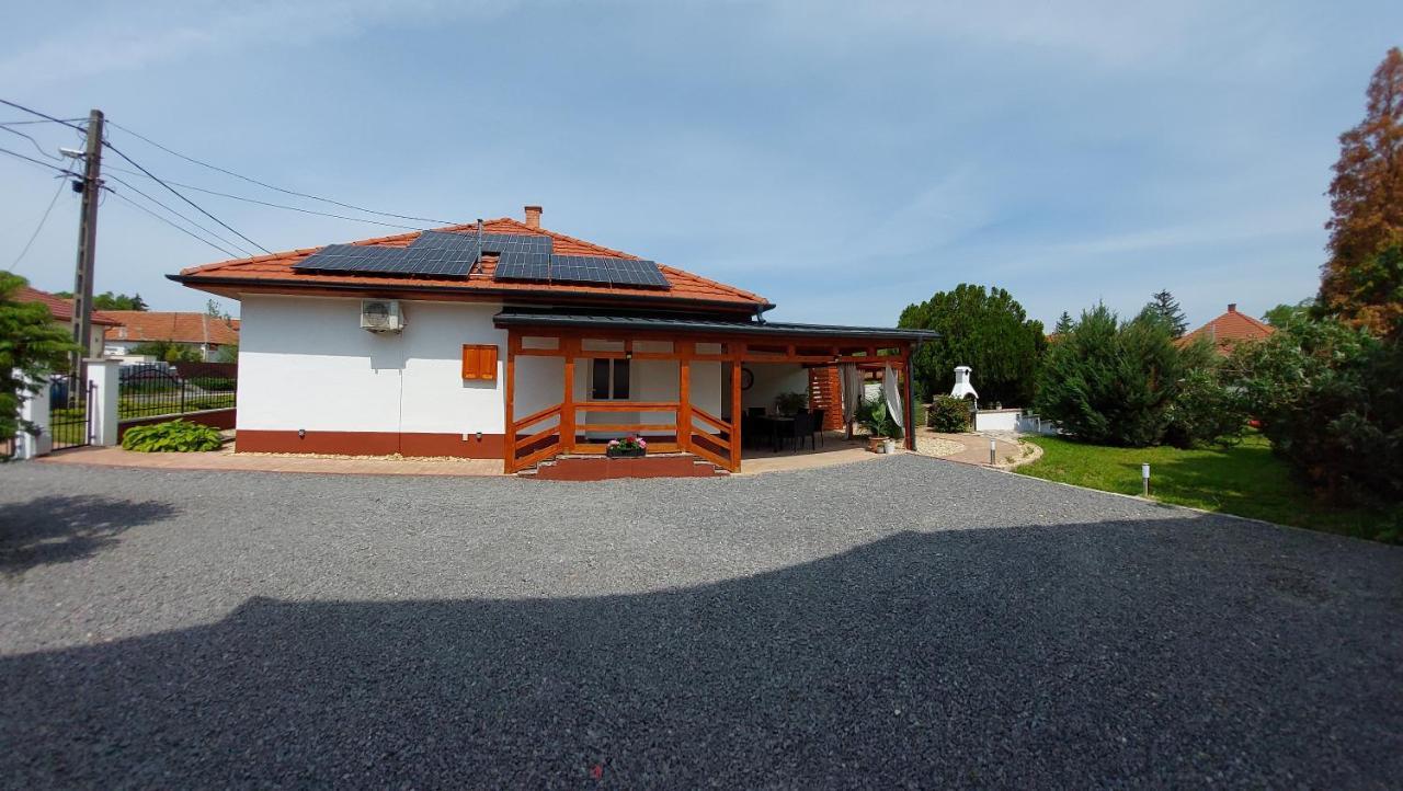 Tulipán Vendégház Sárospatak Extérieur photo